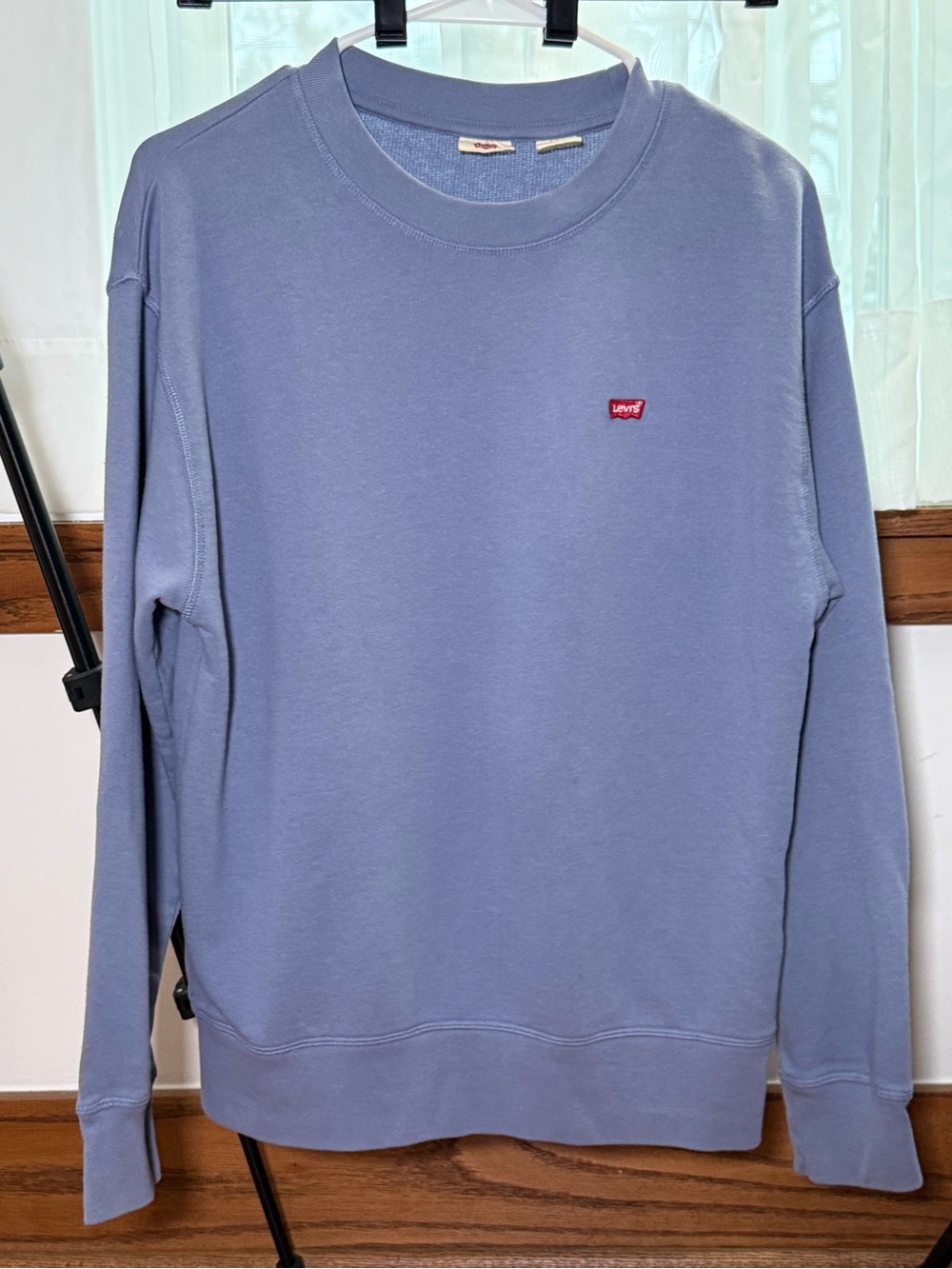 Levi's Crewneck Sweatshirt in Dusty Lavender-Blue